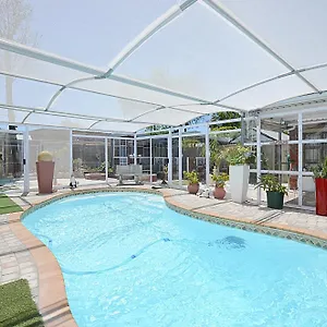Arum Field Guest house