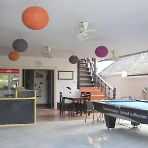 Bed & Breakfast Lpq Backpackers Luang Prabang